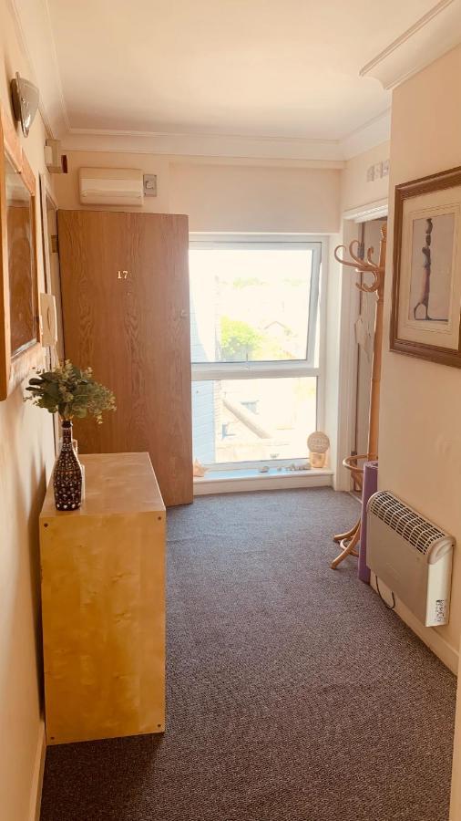Sea Breeze Apartments Porthcawl Dış mekan fotoğraf